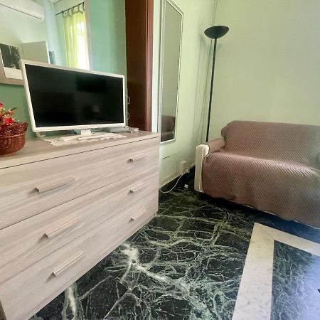 Maya's Apartment Palermo Bagian luar foto