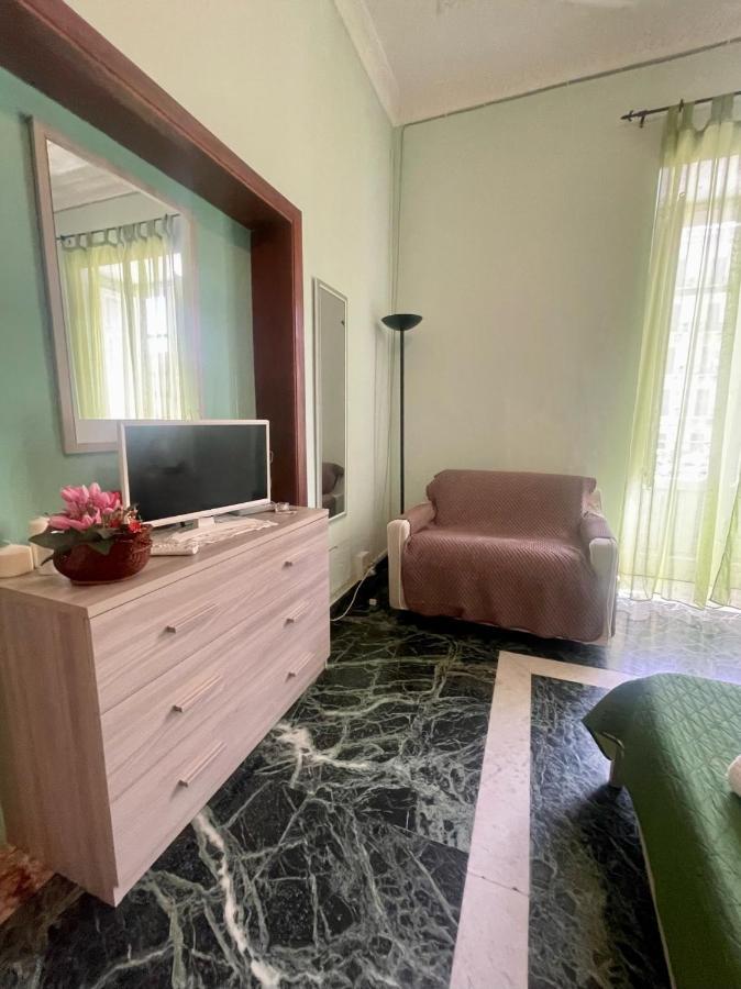 Maya's Apartment Palermo Bagian luar foto